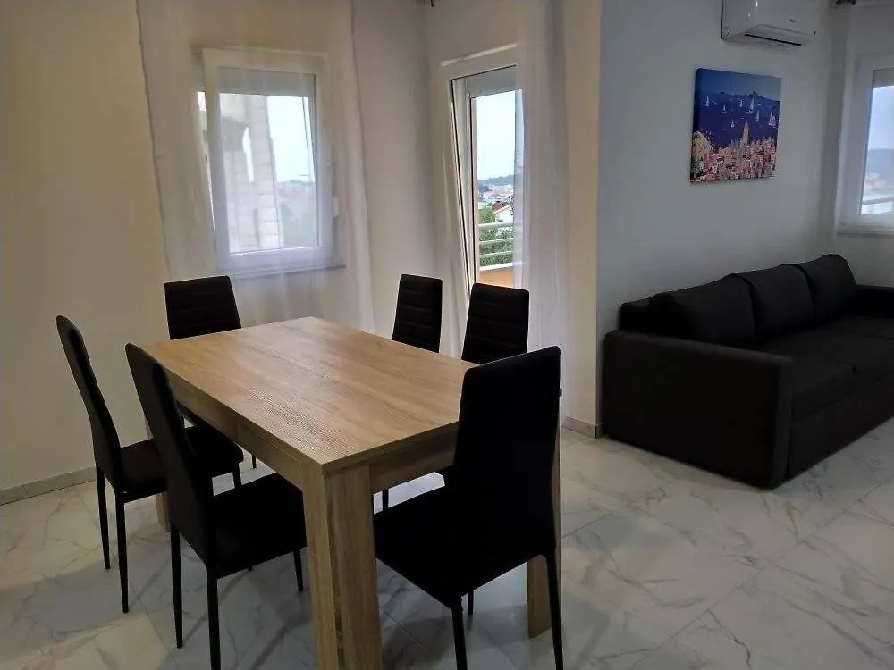 Apartment Villa Stella Trogir