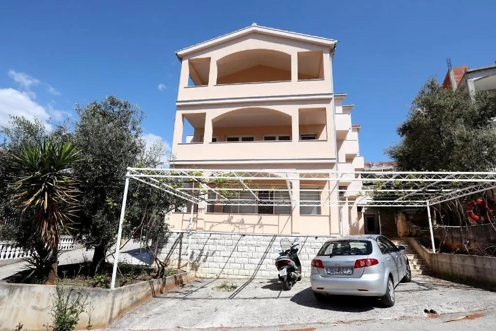 Apartment Villa Stella Trogir Croatia