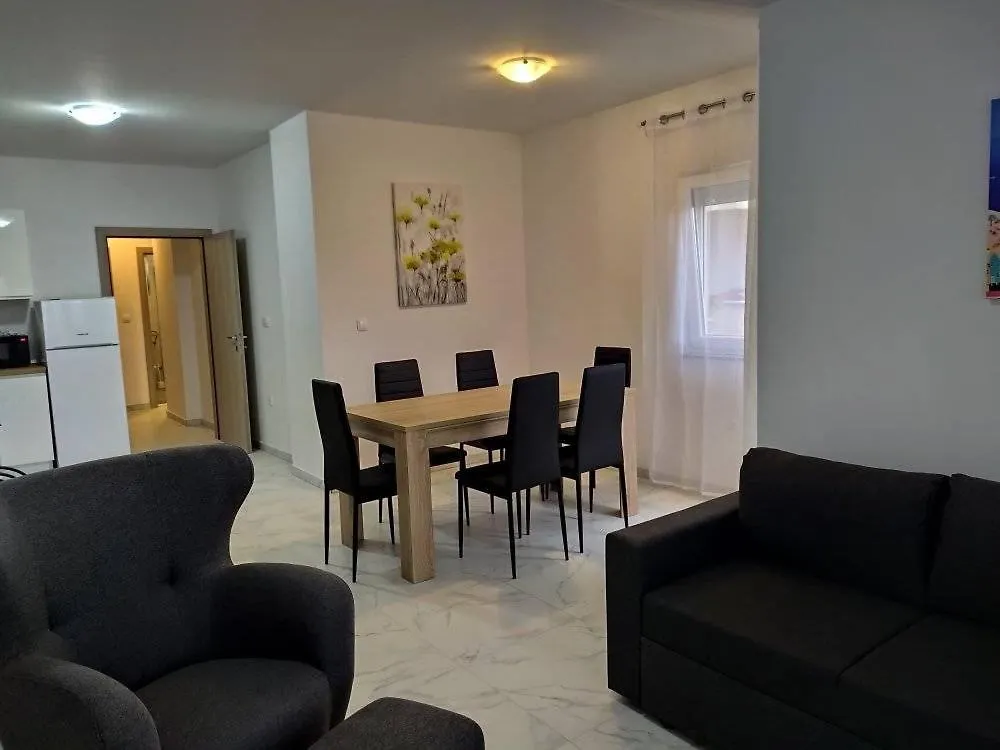 Villa Stella Trogir 0*,