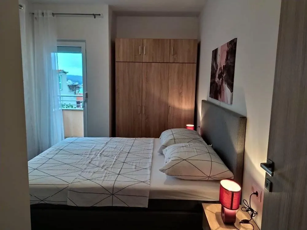Villa Stella Trogir 0*,  Croatia