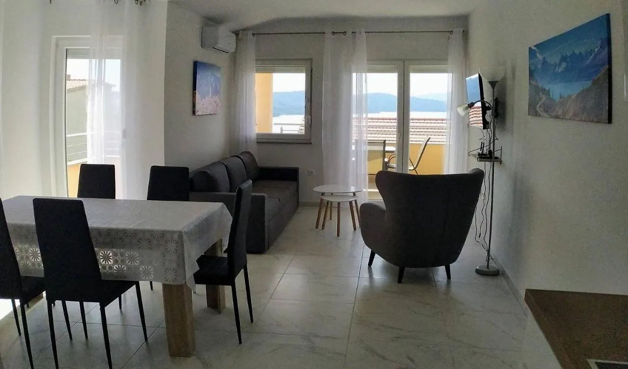 Apartment Villa Stella Trogir